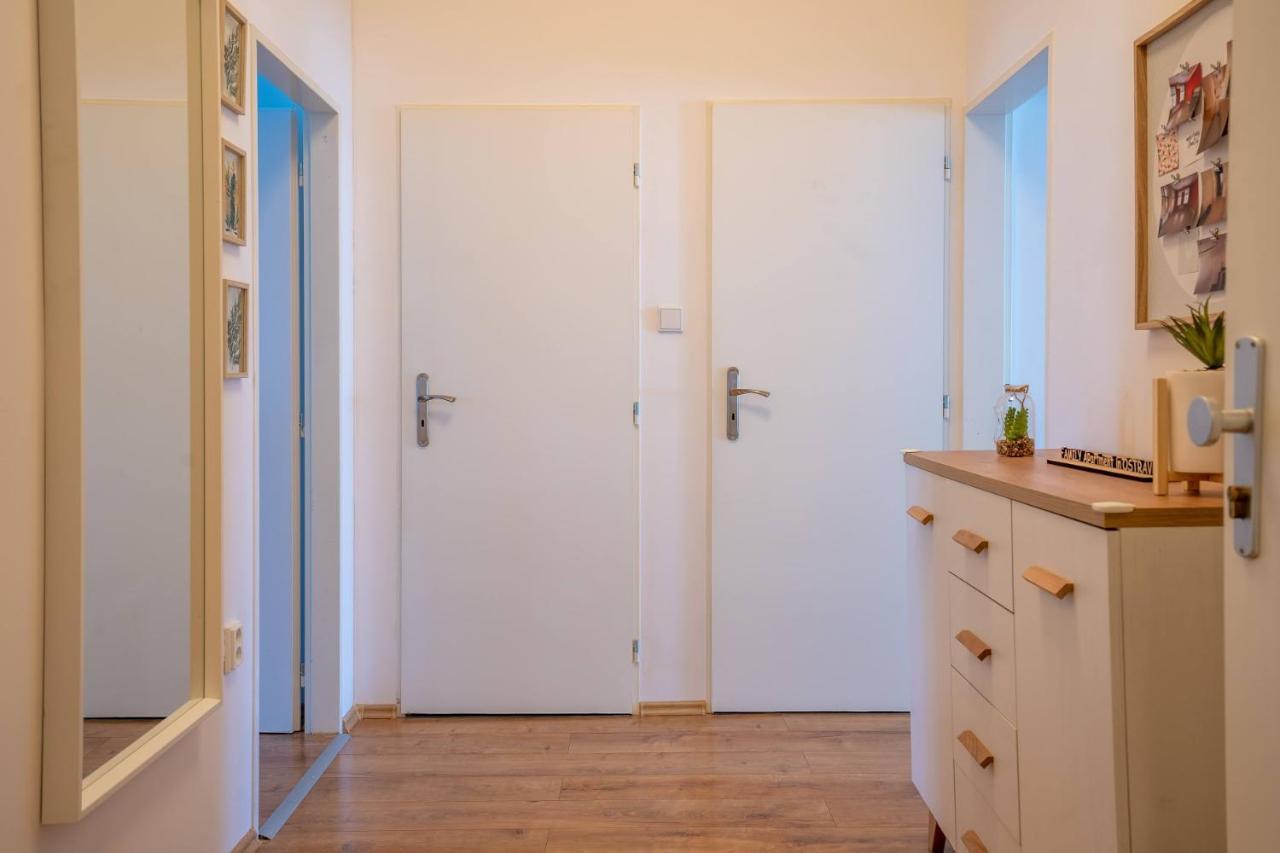 Family Apartment Ostrava Exterior photo